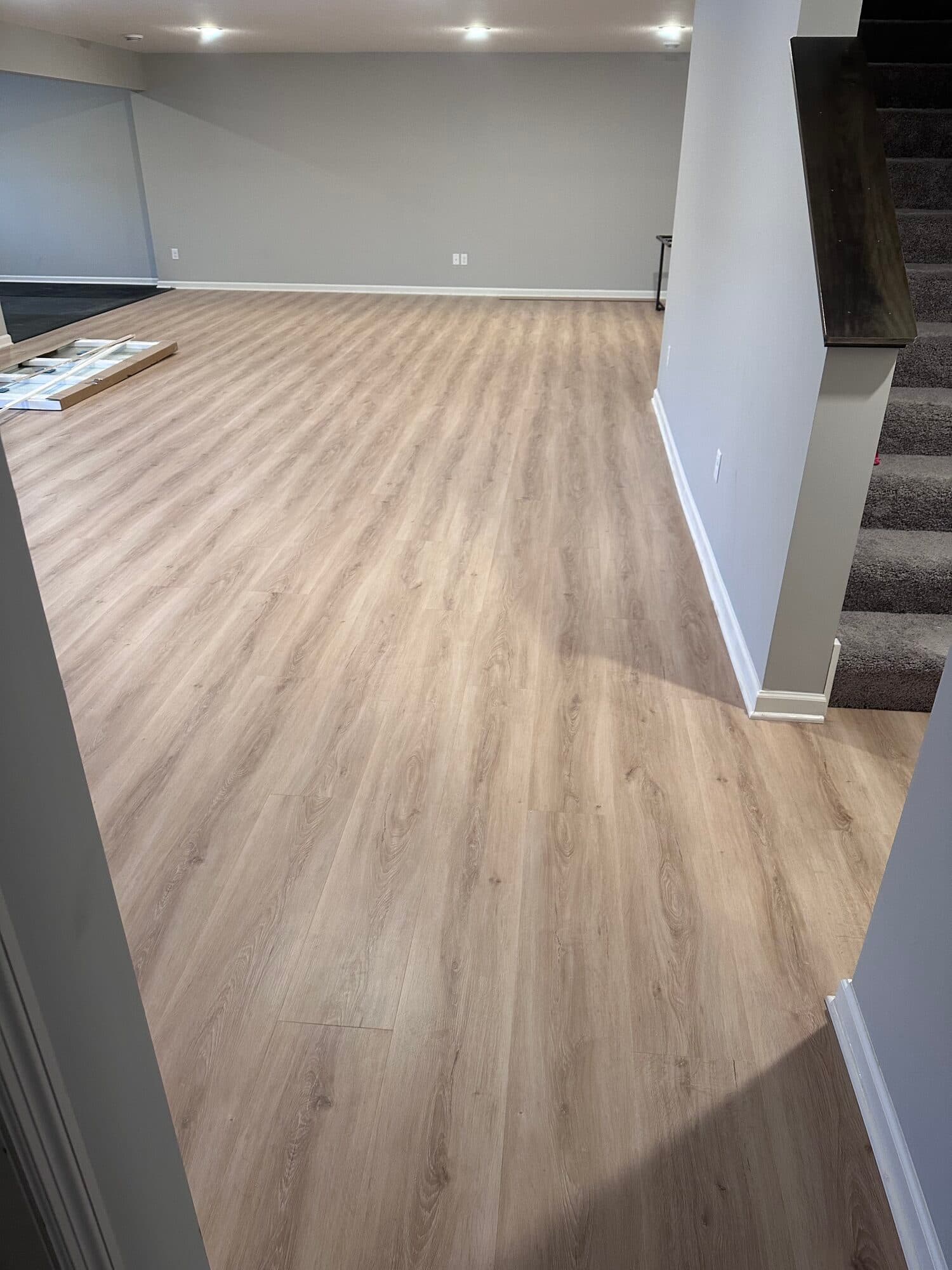Basement laminate install
